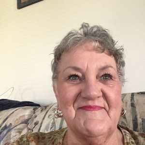 Meet your Posher, Sharon